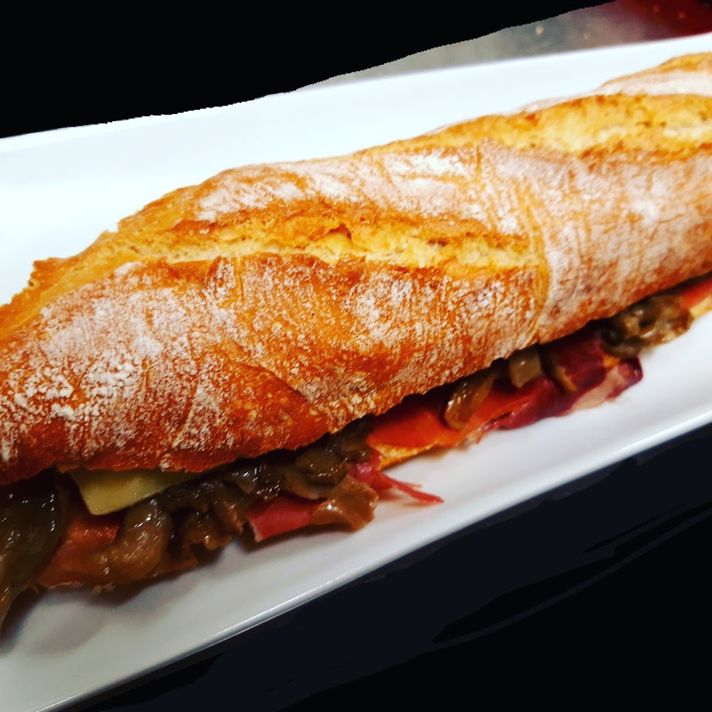 Zubialde Taberna — Comida y bebida