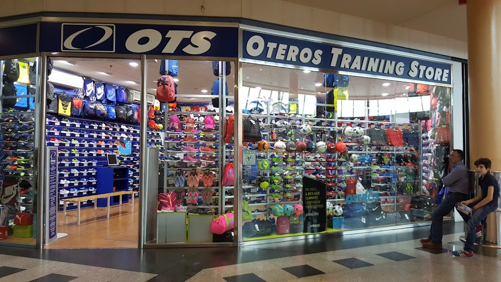 Oteros Training Store en Camas