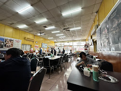 6450d0de2e7a557045c2b1f0 的照片