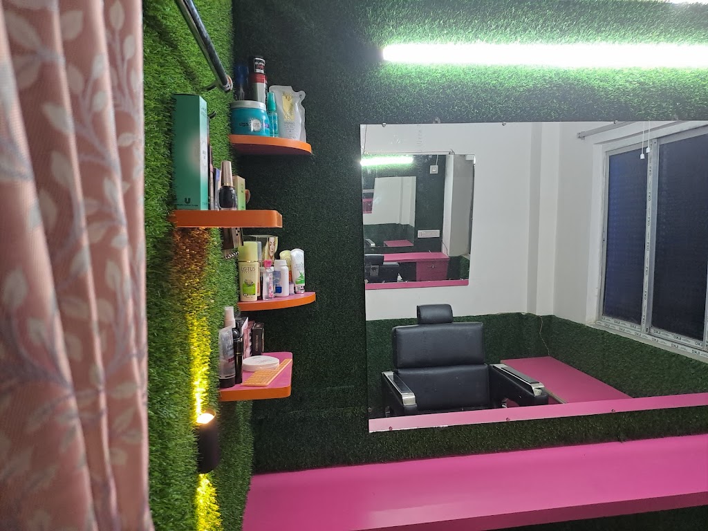 Savitri Beauty Spa