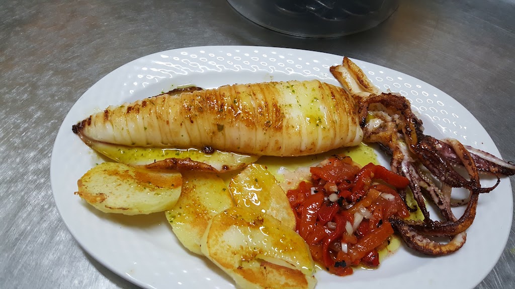 Bar Restaurante El Albero — Comida y bebida