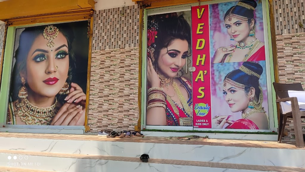 Vedha S Beauty Zone Bridal Studio