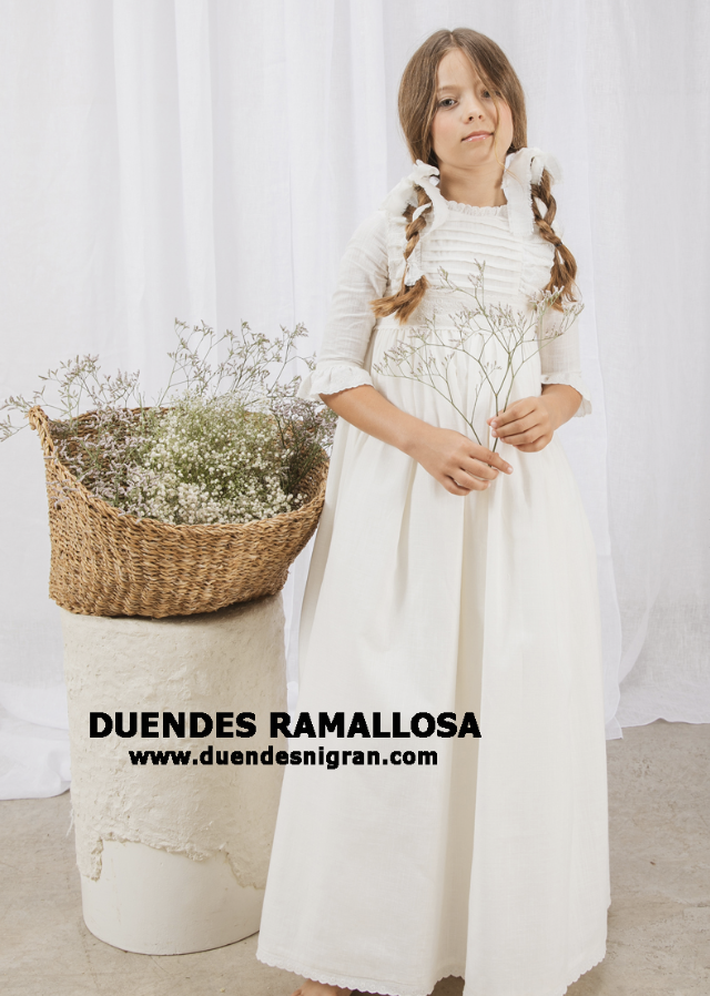 Duendes Nigran. Ropa infantil. Trajes de Comunion.
