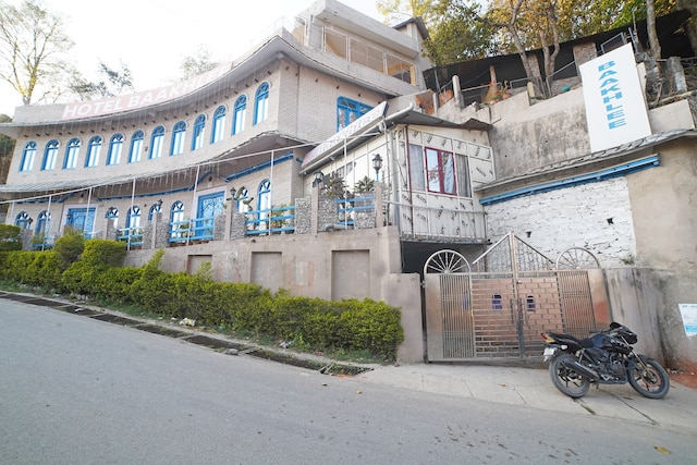 Oyo 37285 Baakhlee Hotel