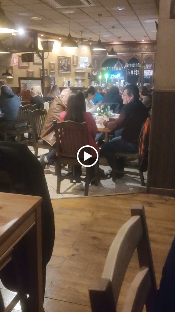 Gastrocerveceria la Abadia — Videos