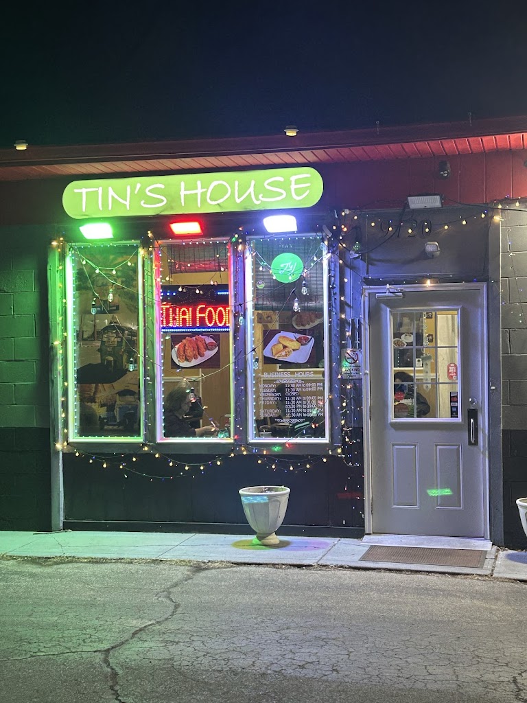Tin's House, Thai Cuisine