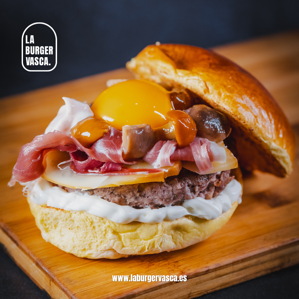 Hamburgueseria La Burger Vasca Barakaldo — Comida y bebida