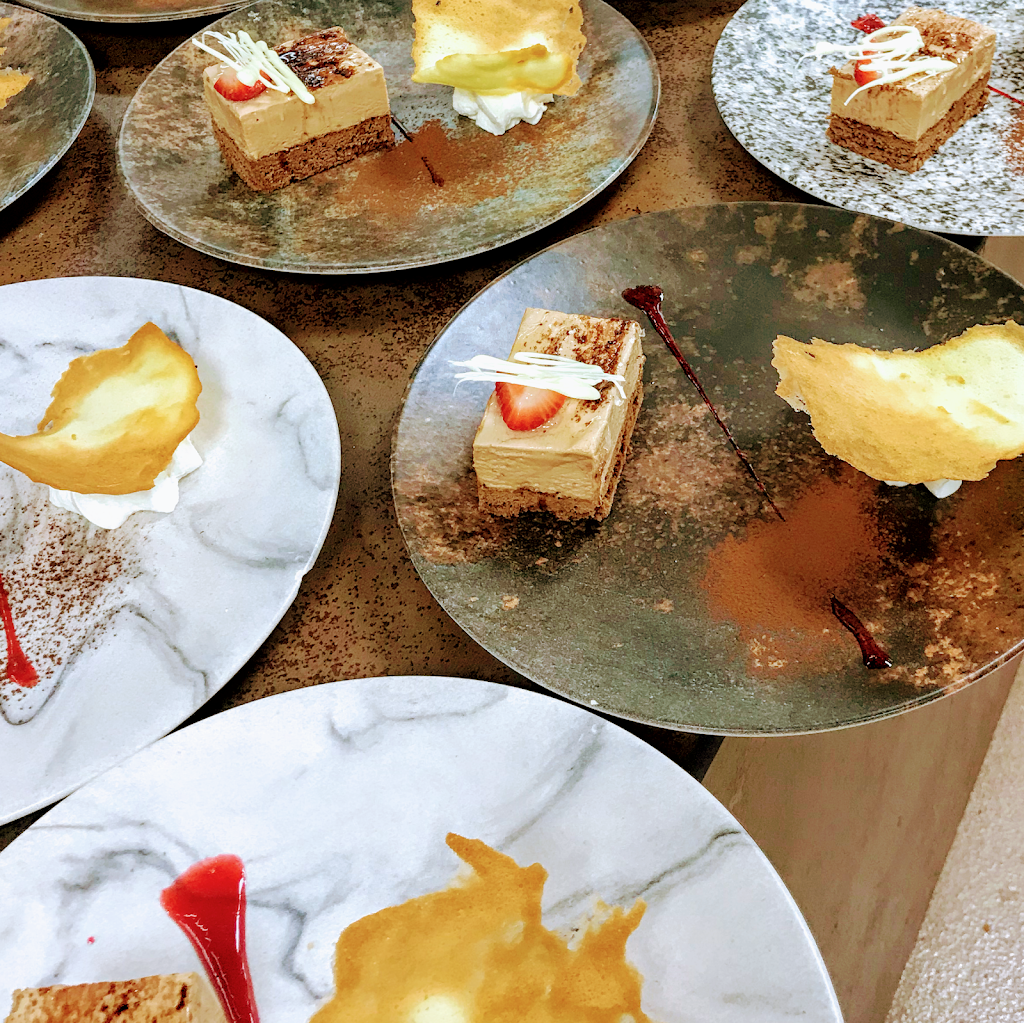 Restaurant La Cabana Berga — Comida y bebida