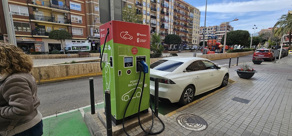 Estacion de carga de vehiculos electricos