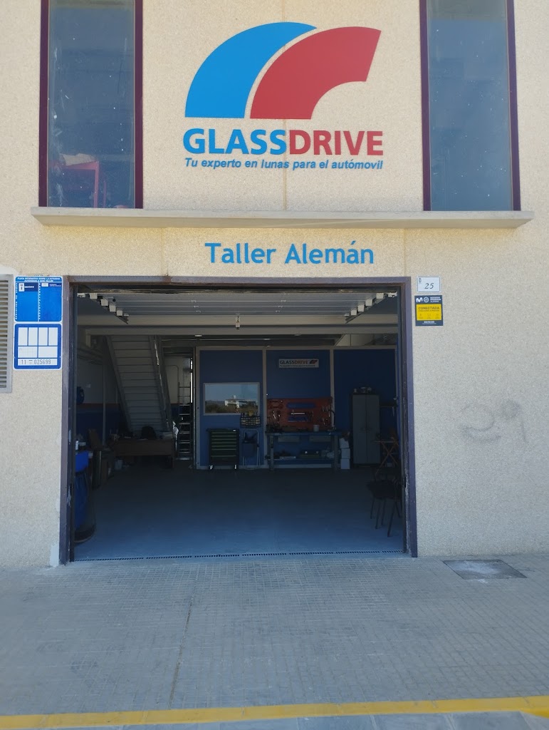 Taller Aleman - Glassdrive Rota — Exterior