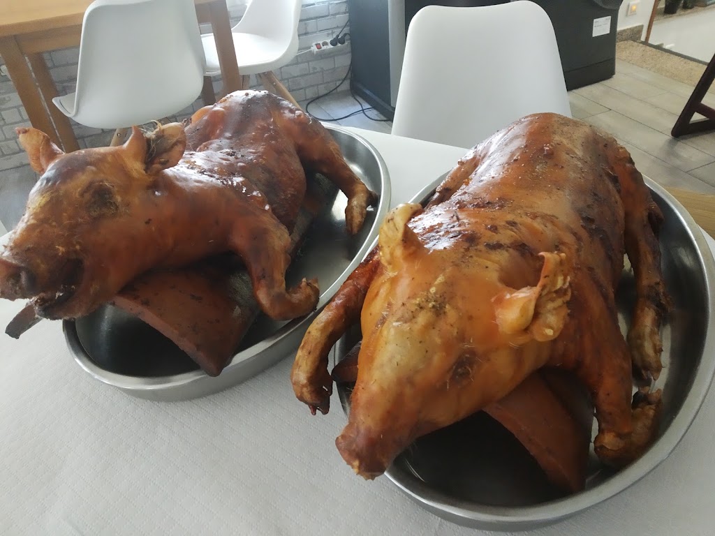 A FUEGO LENTO — Lechon