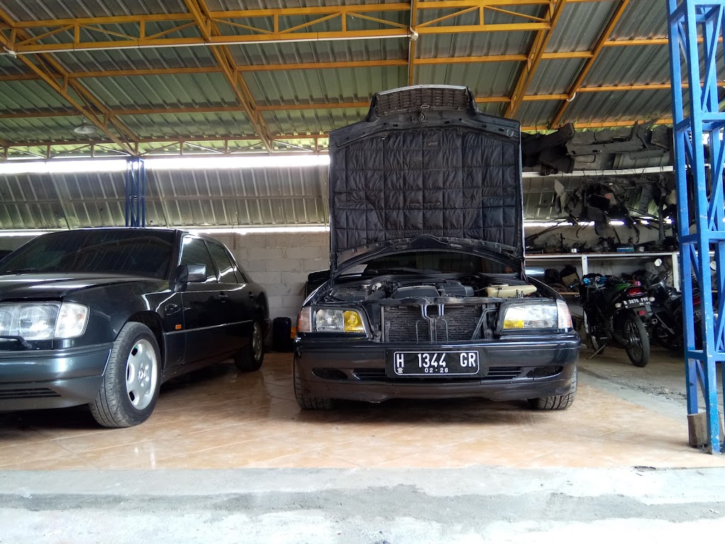 Garasi Bluesy(Bengkel Mobil)