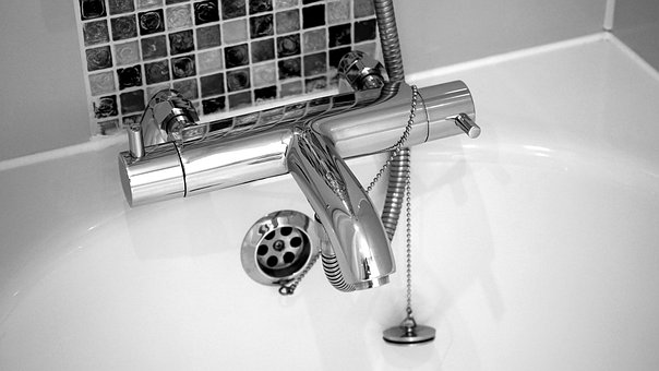 Fontanero Urgencias Montseny — Cuarto de bano