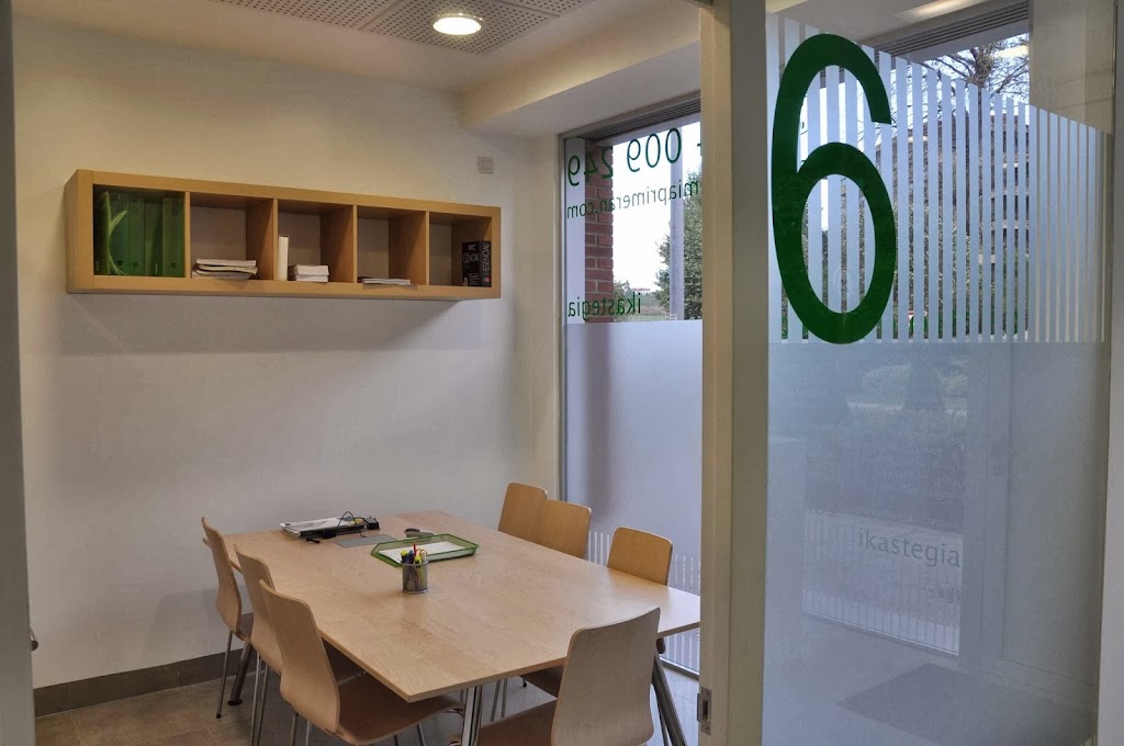 Centro de Estudios Primeran — Del propietario