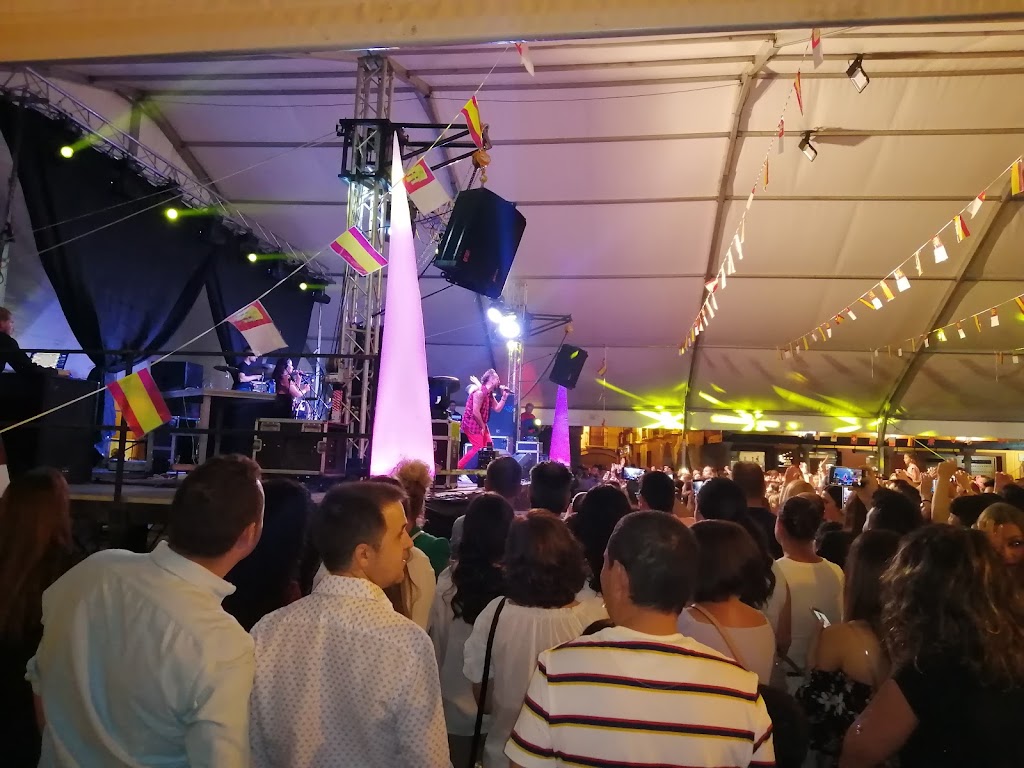Bar Chema — Escenario