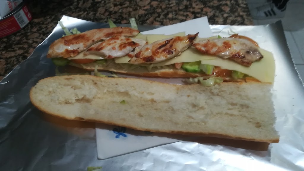 Bar Simpatica — Comida y bebida