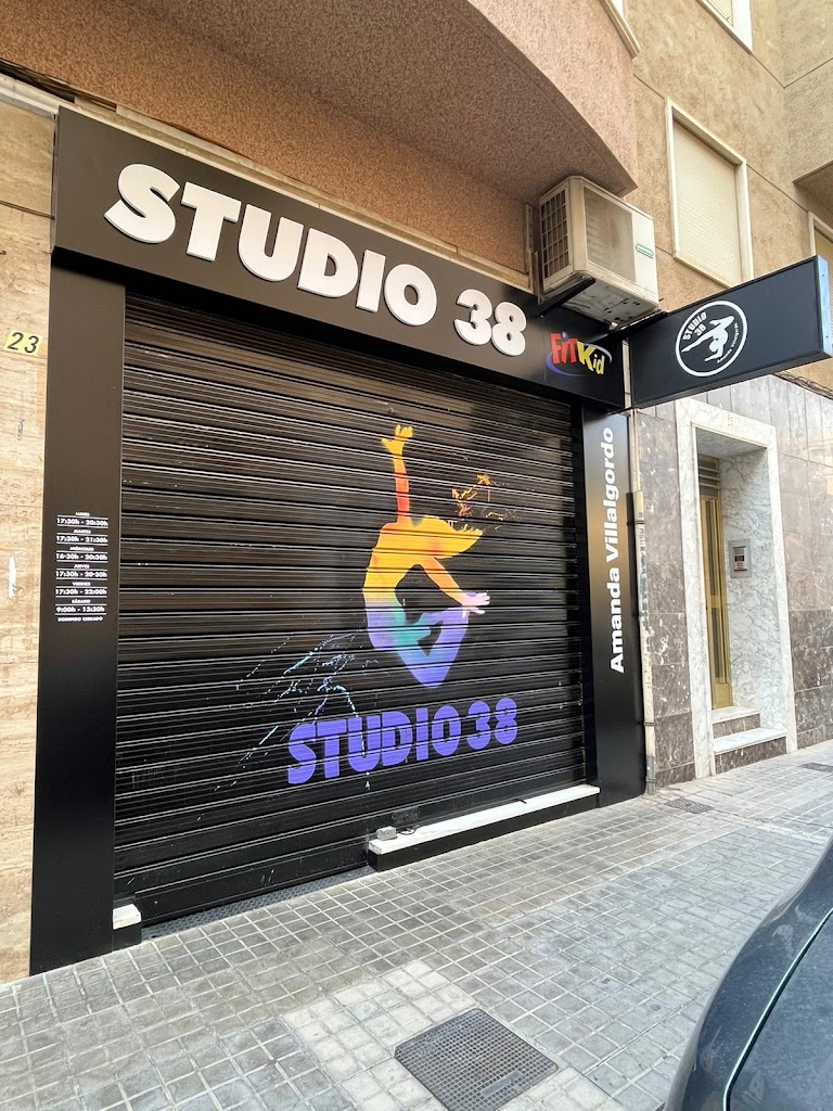 Studio 38