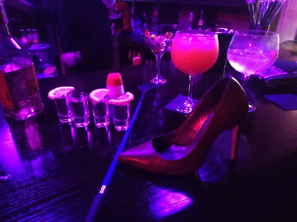 LesTresRoses Exclusive SwingerBar — Del propietario