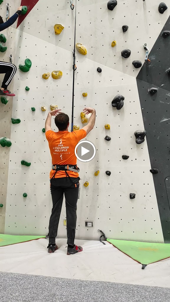 Golem Blanes - Escalada i Fitness — Videos