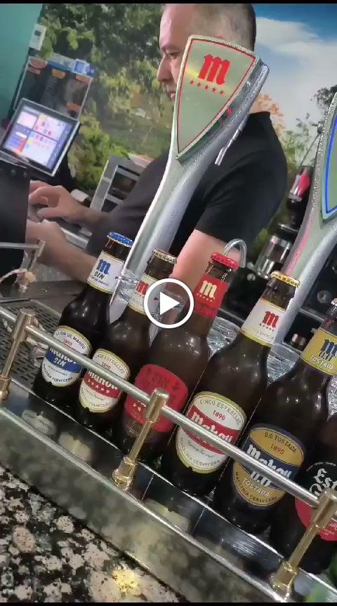 Cafeteria Restaurante Puerta Del Sol — Videos