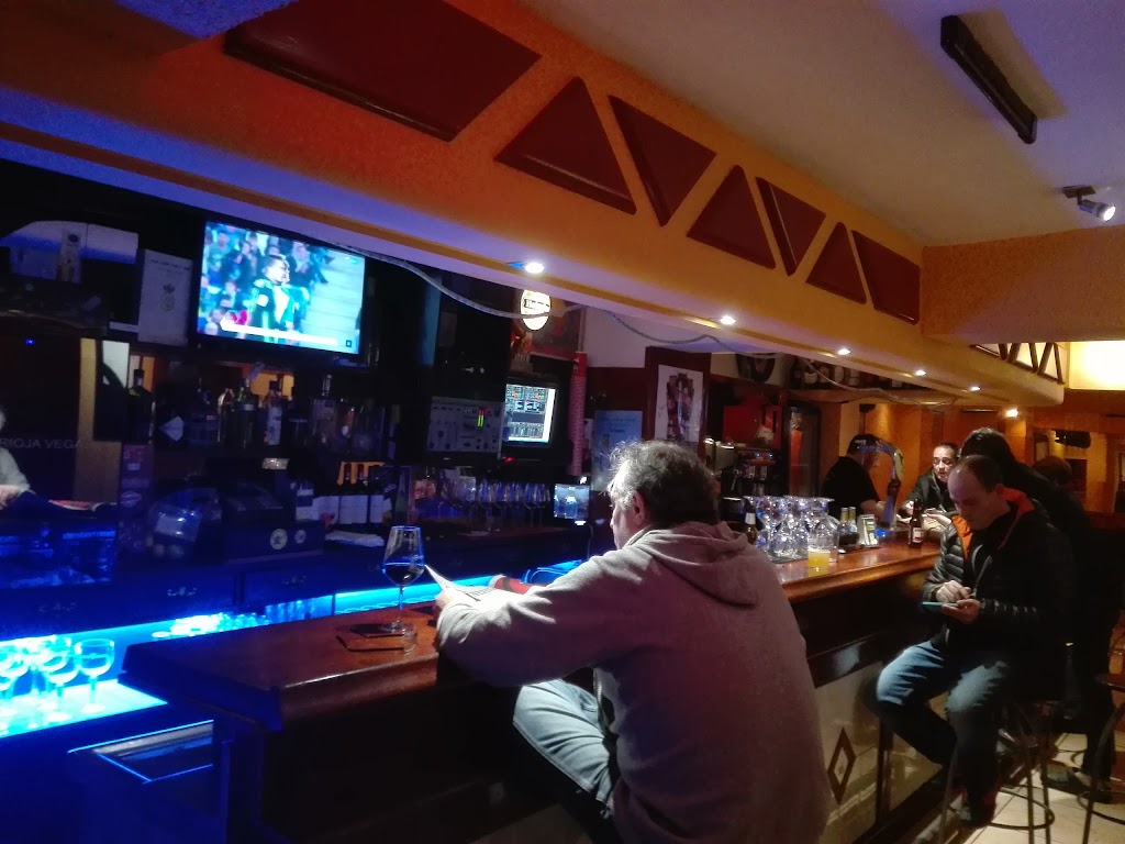 Bar Joe Taberna Irun — Ambiente