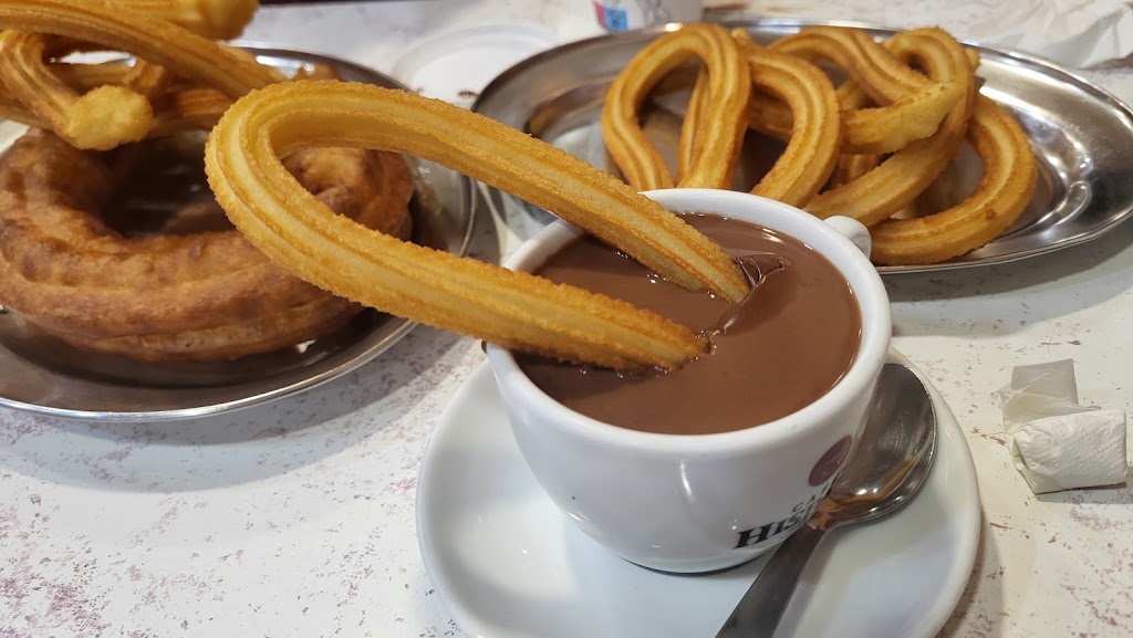 Churreria Chocolateria Montesol II — Comida y bebida