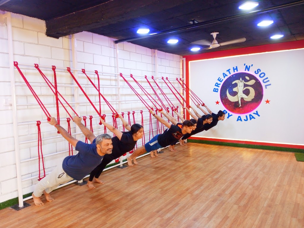 BREATH 'N' SOUL YOGA SCHOOL