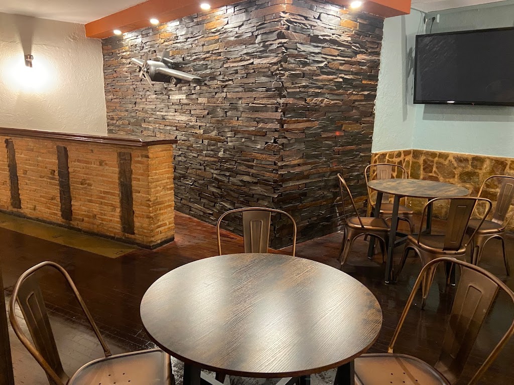 CERVECERIA. GABYS BAR — Ambiente