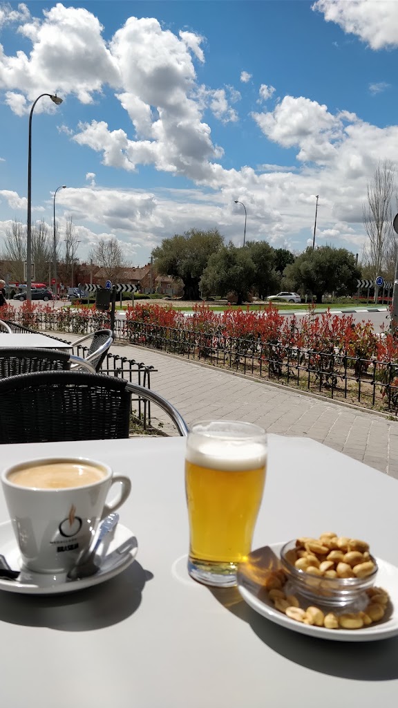 Cobas Bar — Comida y bebida