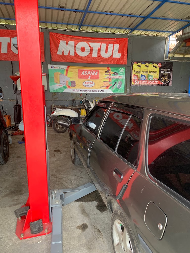 BENGKEL MOBIL MATAHARI MOTOR