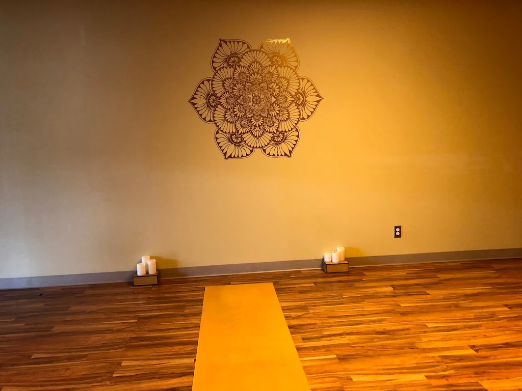  Tadasana Mountain Yoga