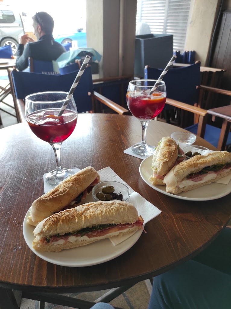 Cafe Bar Es Vaixell — Mas recientes