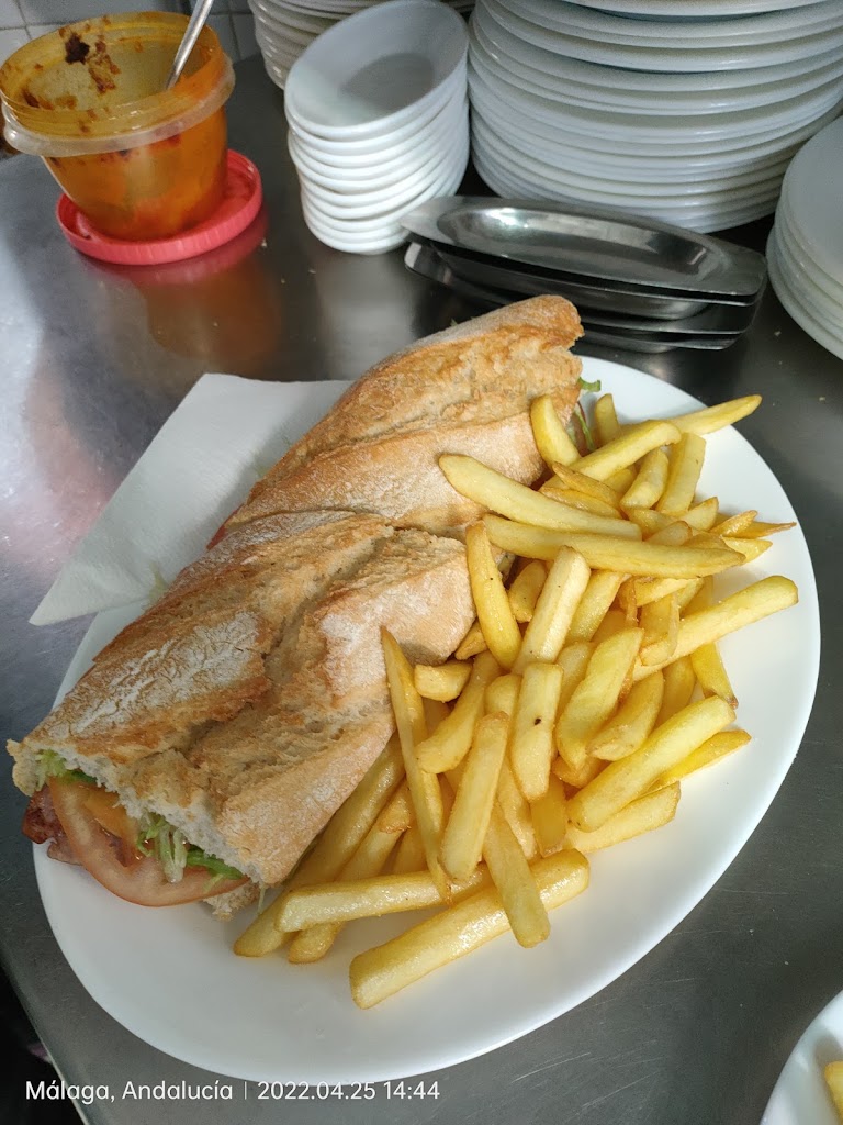 CAFETERIA SARRIA | Bar - Cafeteria en Marbella