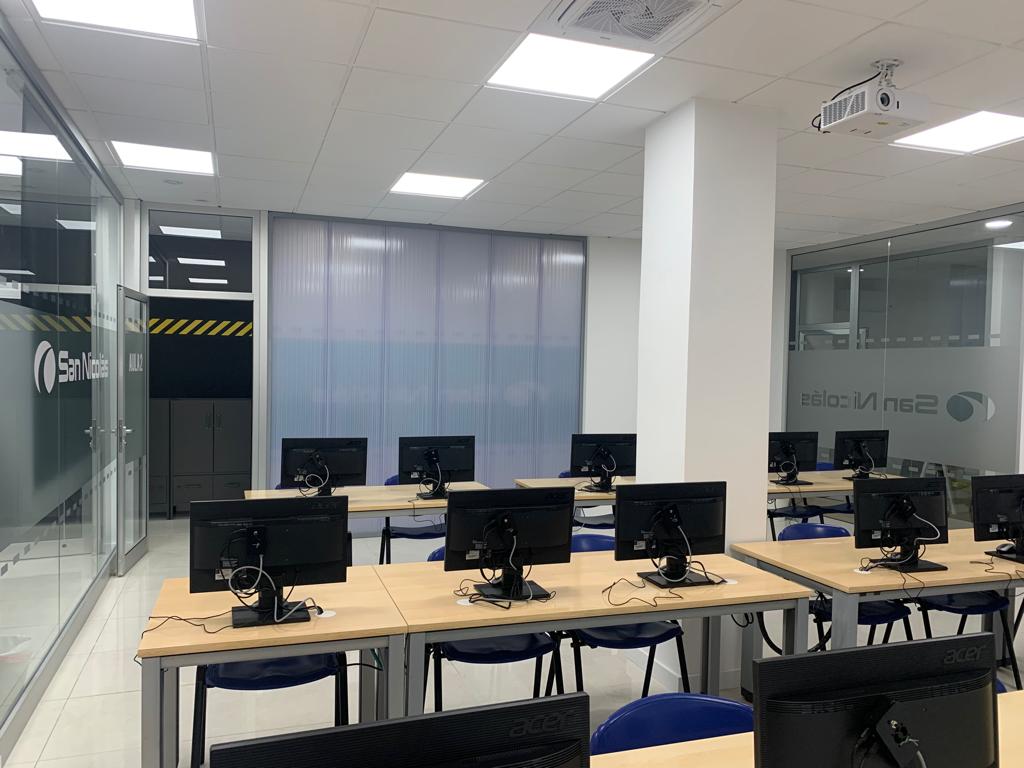 Autoescuela San Nicolas, Molina — Del propietario