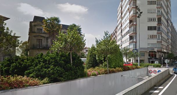 Continental Parking A Rosa - Ponte Castro (Santiago de Compostela) — Del propietario
