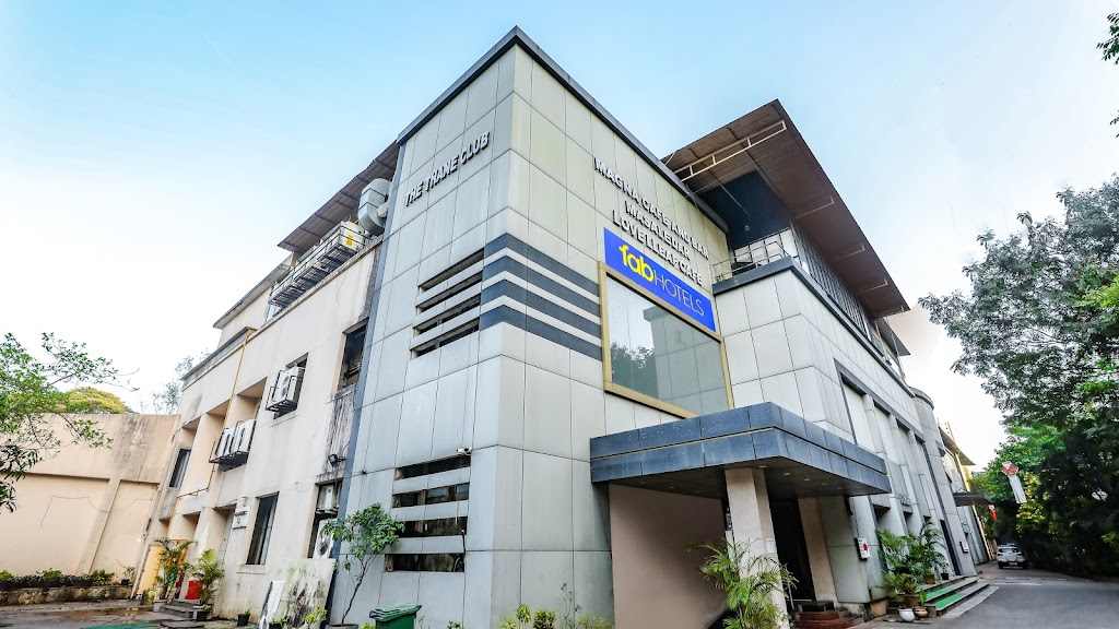 Fabhotel Prime The Thane Club Hotel In Thane Near Eternity Mall Mumbai