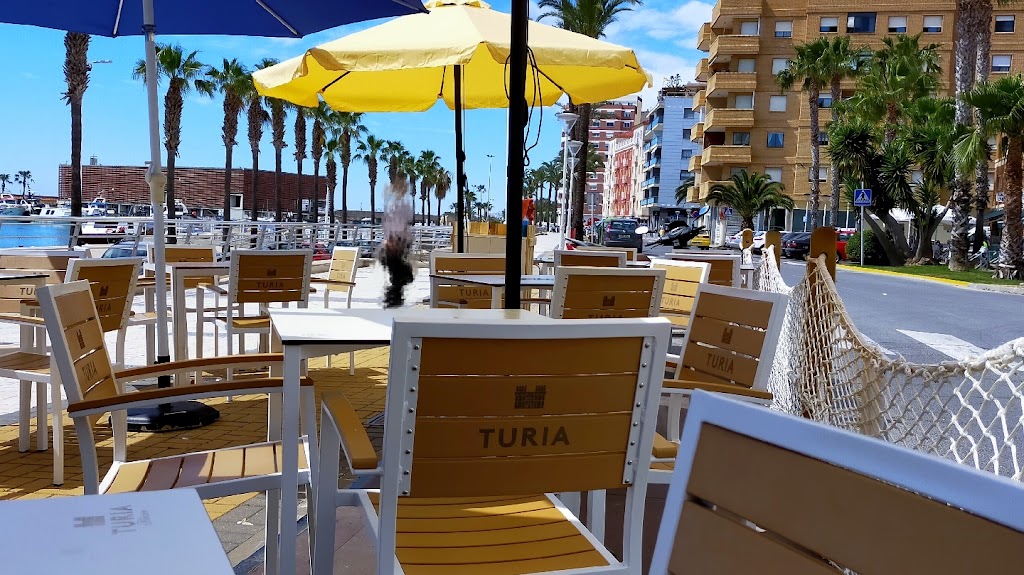 Hogar del Pescador Benicarlo — Ambiente