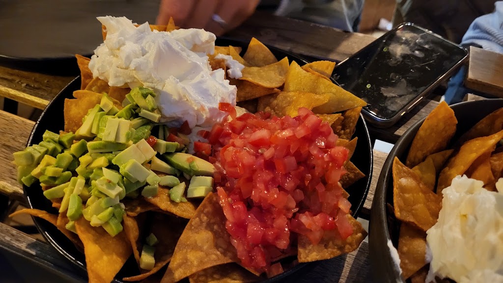La Sartenuca — Comida y bebida