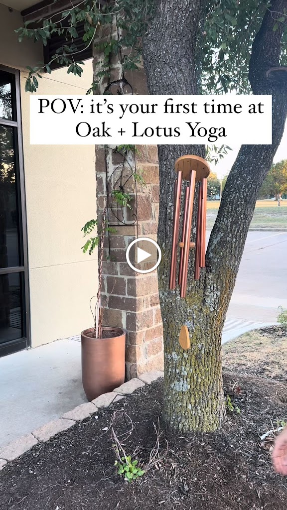  Oak + Lotus Yoga