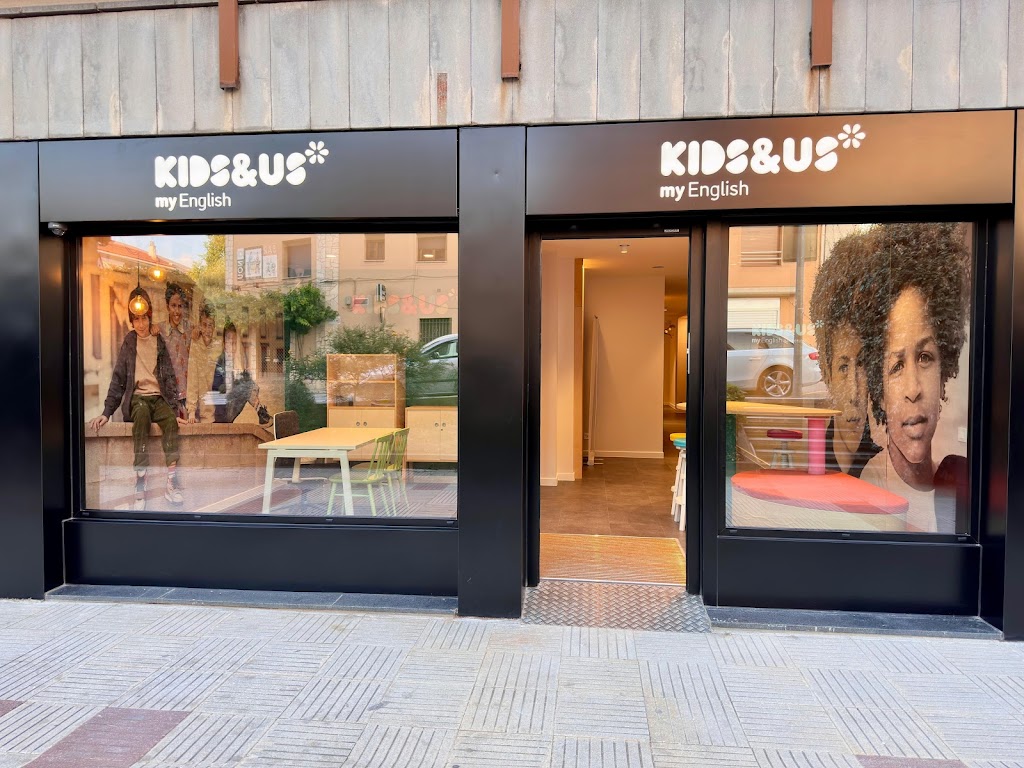 Kids&Us Sant Celoni - Angles per a nens i nenes a partir d'un any