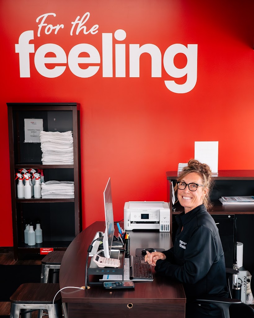  Snap Fitness Charles City