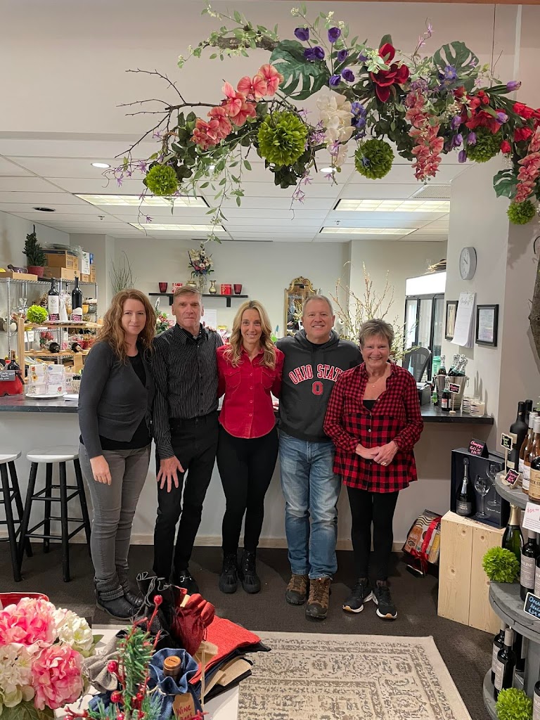 Heidi's Flowers & Wine