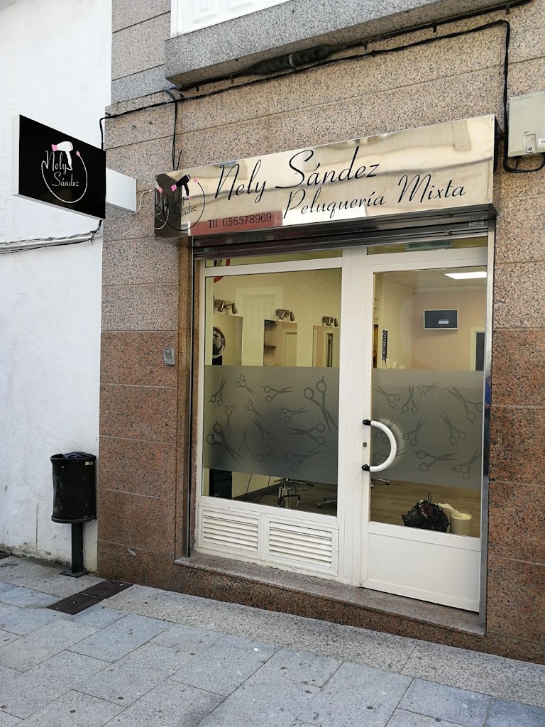 Nely Sandez Peluqueria Mixta — Exterior