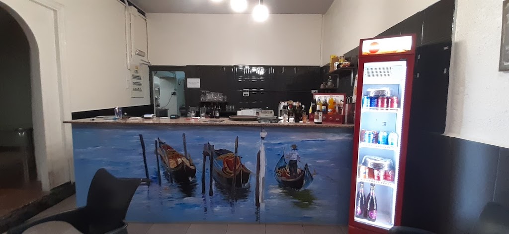 L' ANGOLO ITALIANO — Ambiente