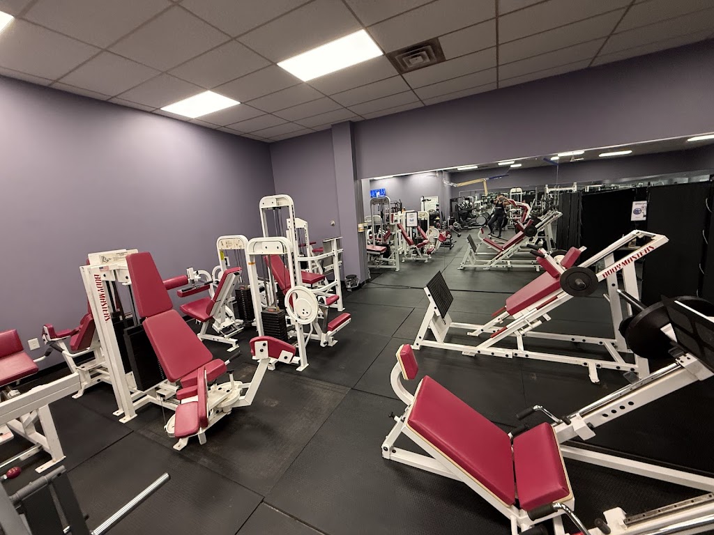  E’s HEALTH WELLNESS & FITNESS STUDIO