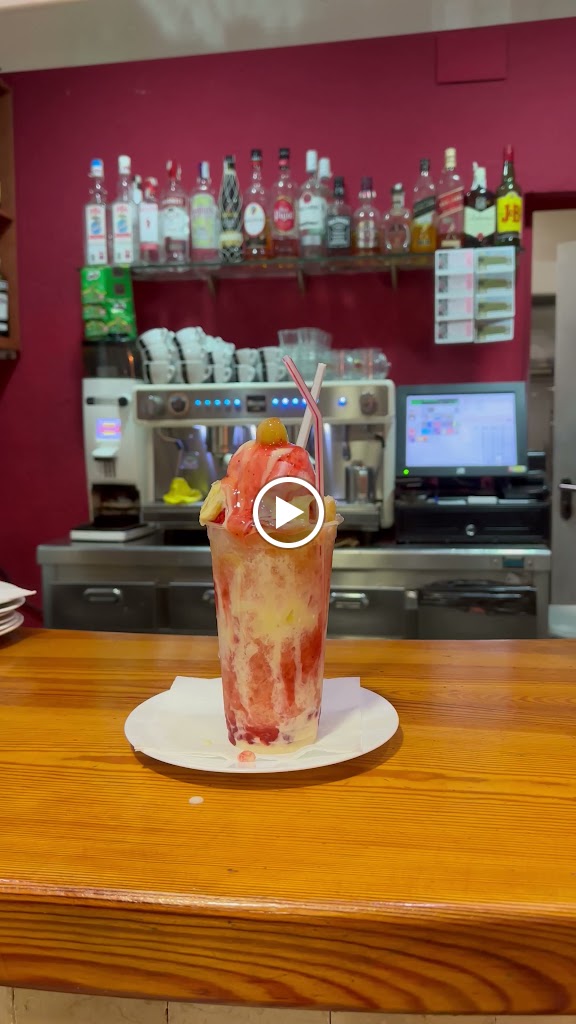 Punto y Coma — Videos