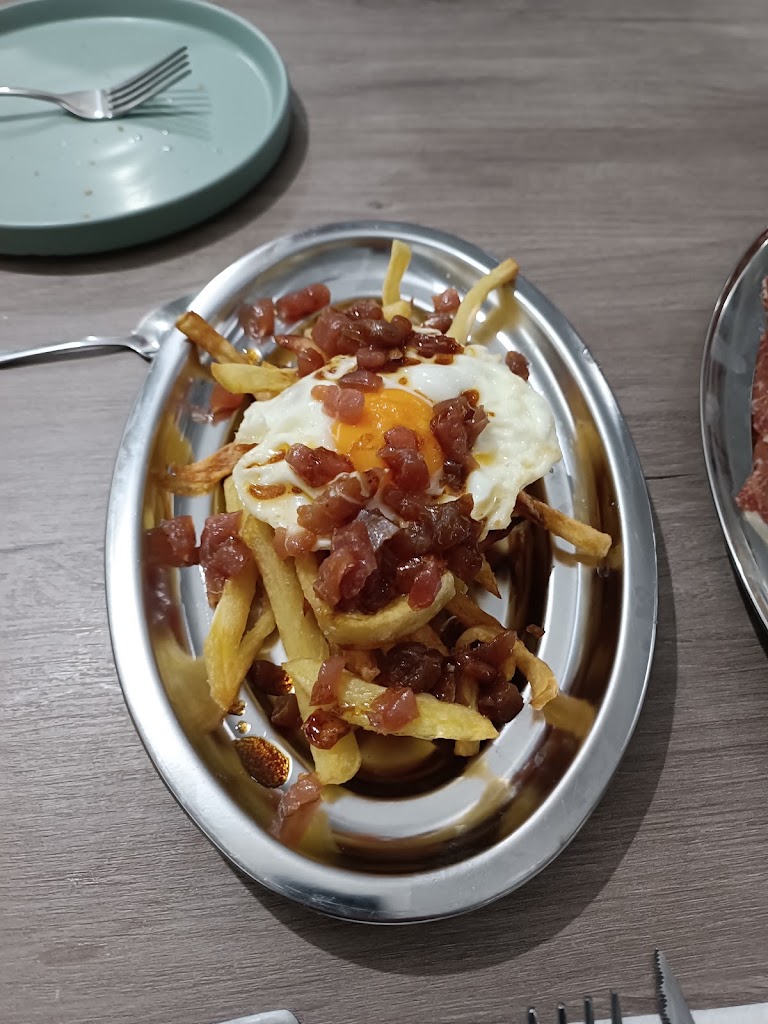 Macabeo Bar — Papas fritas