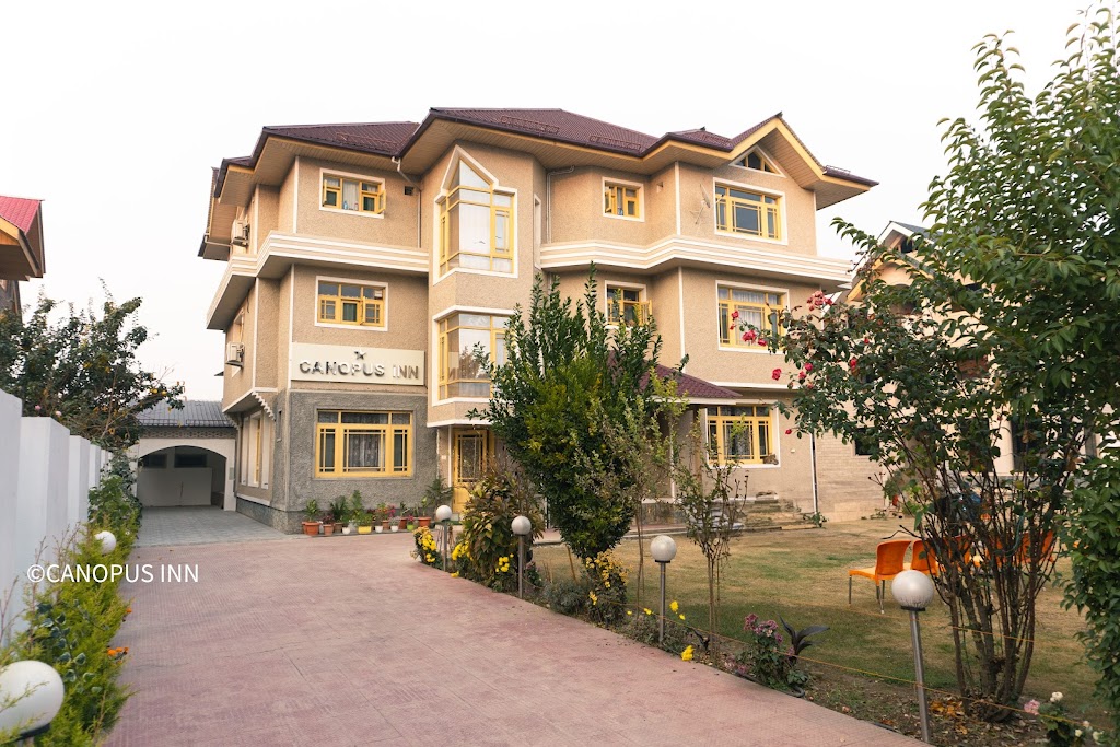 Canopus Inn Resort