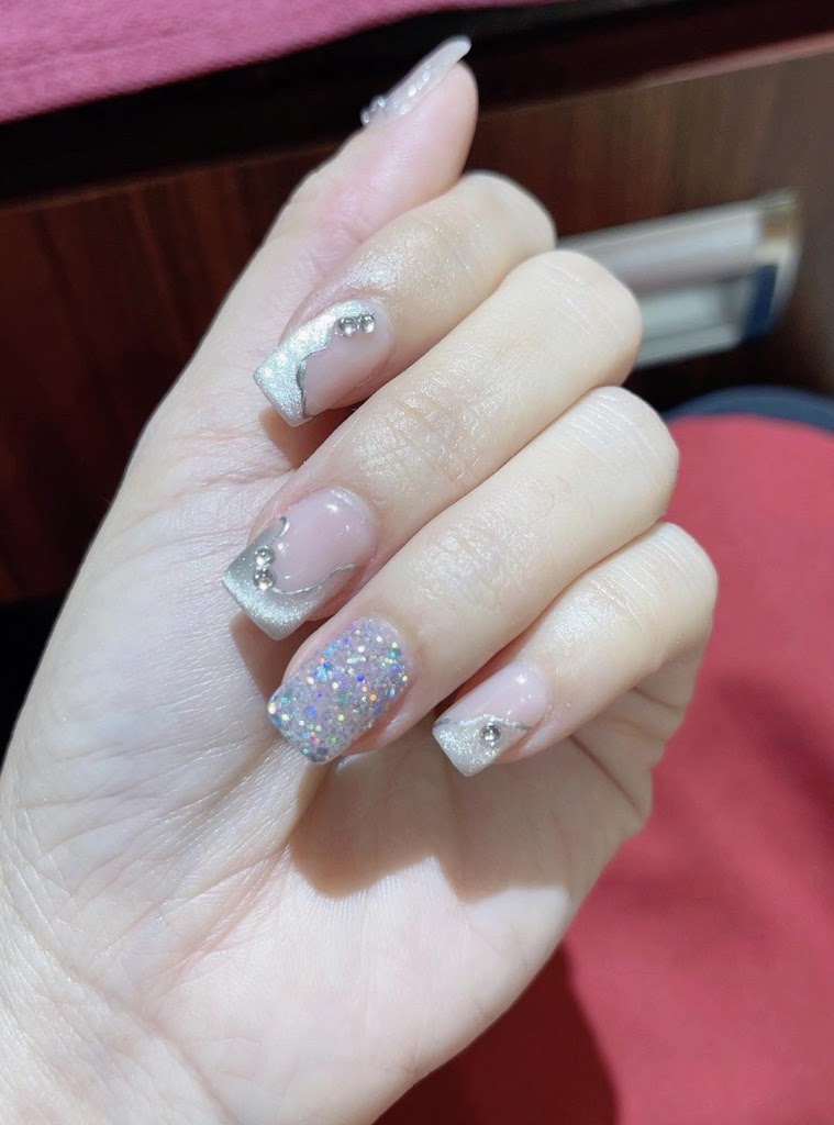 Classy Nails & Spa - Lake View Plaza - Orland Park, IL