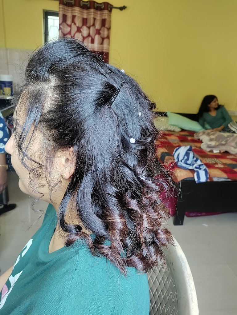 Clippy Classy Beauty Salon